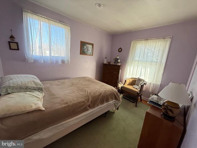 283 KELTON RD, West Grove, PA 19390