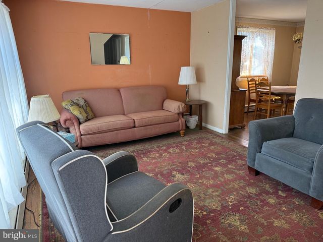 283 KELTON RD, West Grove, PA 19390