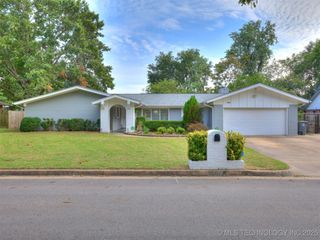 7124 E 69th Street, Tulsa, OK 74133
