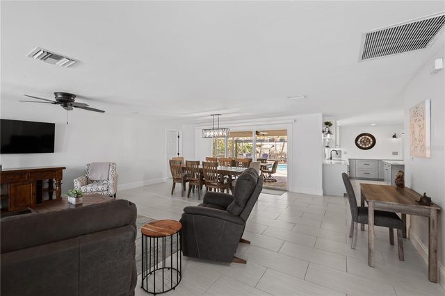5215 PELICAN BOULEVARD, Cape Coral, FL 33914
