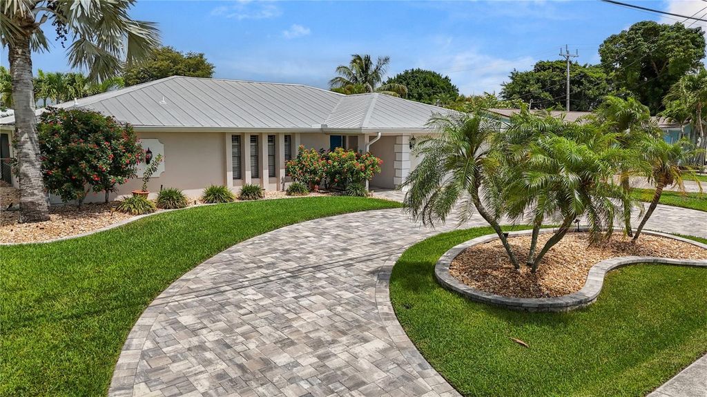 5215 PELICAN BOULEVARD, Cape Coral, FL 33914