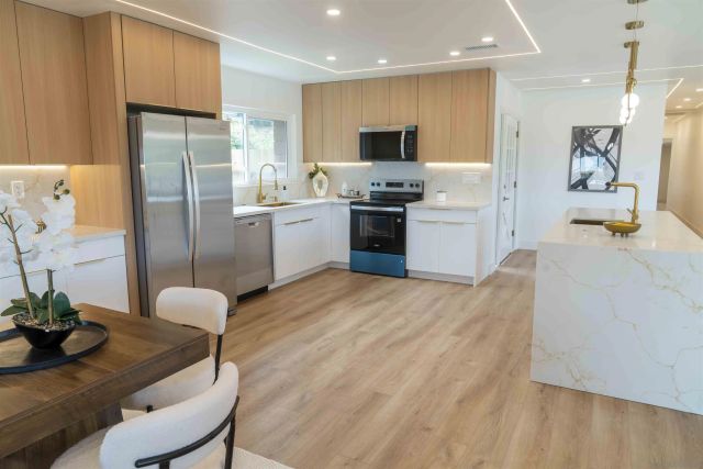 11078 Puebla Dr, La Mesa, CA 91941