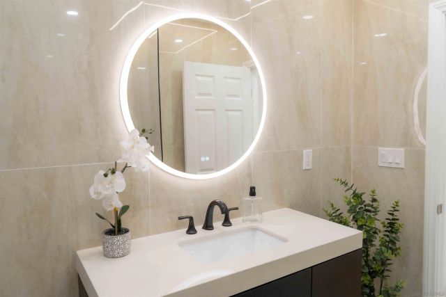 11078 Puebla Dr, La Mesa, CA 91941