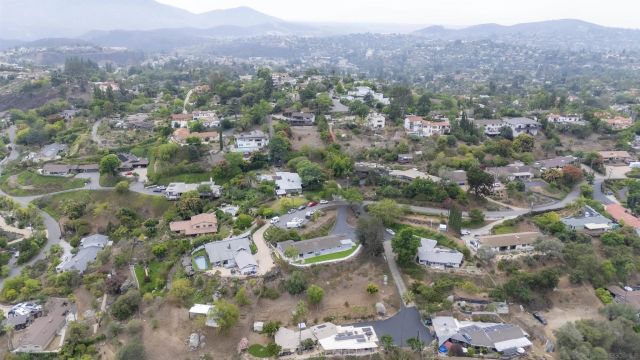 11078 Puebla Dr, La Mesa, CA 91941