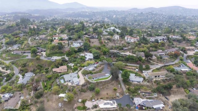 11078 Puebla Dr, La Mesa, CA 91941