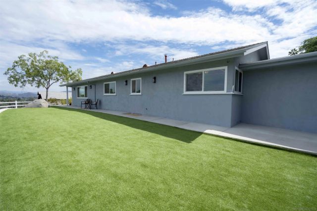 11078 Puebla Dr, La Mesa, CA 91941