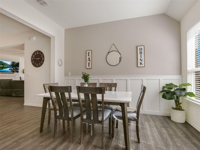 614 Stone River DR, Austin, TX 78737