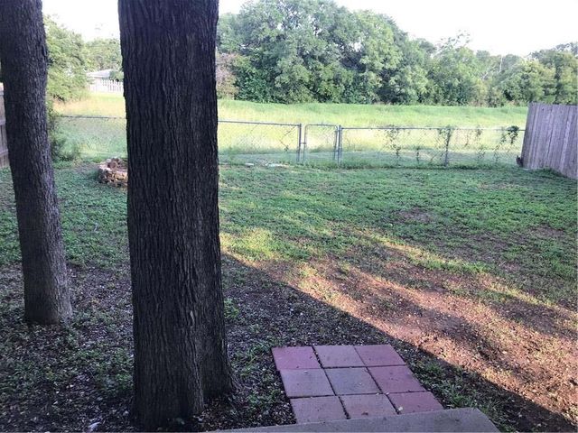 6107 Parkwood DR A, Austin, TX 78735