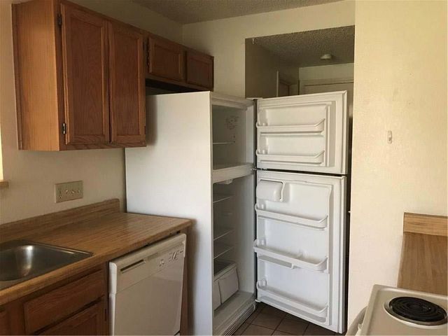 6107 Parkwood DR A, Austin, TX 78735