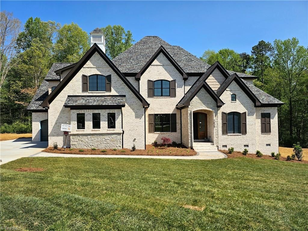 7020 Marseilles Court, Summerfield, NC 27358