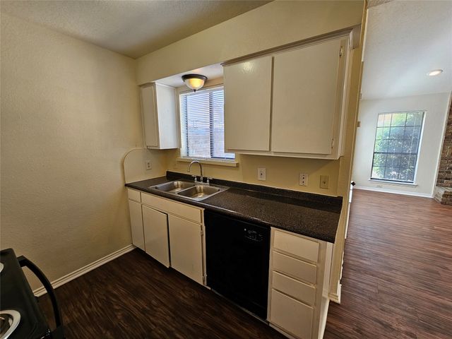 3125 Tudor Lane 3131, Irving, TX 75060