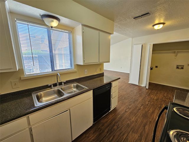 3125 Tudor Lane 3131, Irving, TX 75060