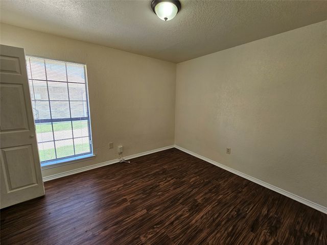 3125 Tudor Lane 3131, Irving, TX 75060