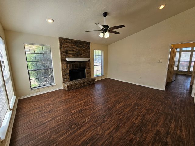 3125 Tudor Lane 3131, Irving, TX 75060