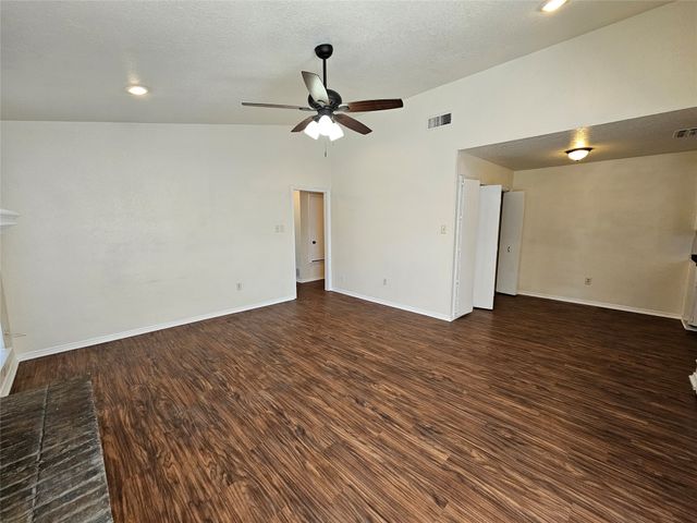 3125 Tudor Lane 3131, Irving, TX 75060