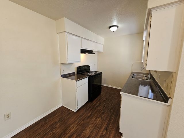 3125 Tudor Lane 3131, Irving, TX 75060