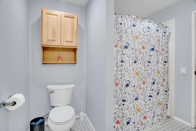 531 Locust Ave, Manteca, CA 95337