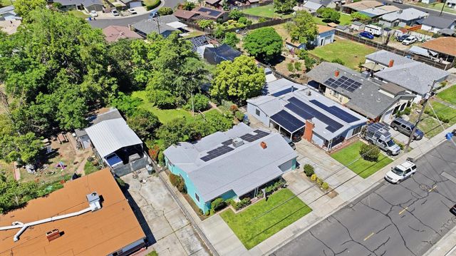 531 Locust Ave, Manteca, CA 95337