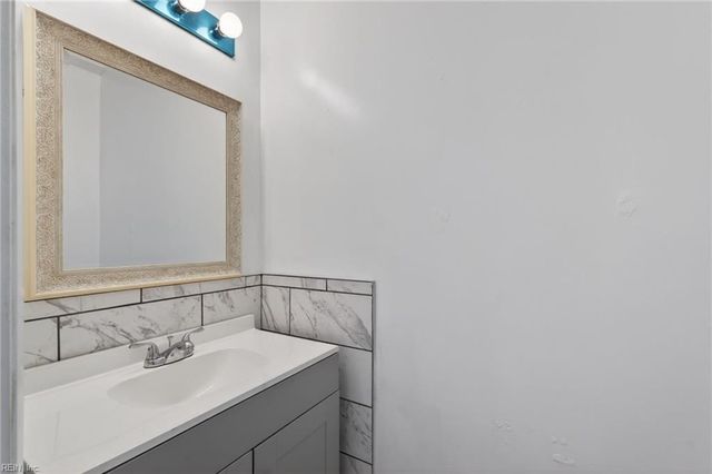 4336 Stafford DR, Chesapeake, VA 23321