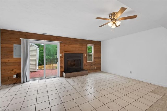 4336 Stafford DR, Chesapeake, VA 23321