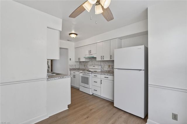 4336 Stafford DR, Chesapeake, VA 23321