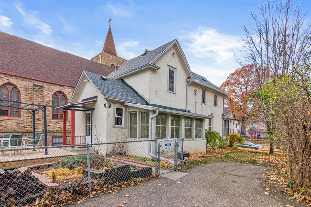 248 Morgan Avenue N, Minneapolis, MN 55405