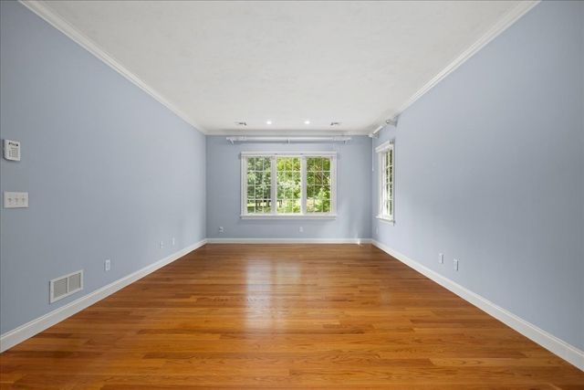 1 Thistle Hill Ln, Westborough, MA 01581