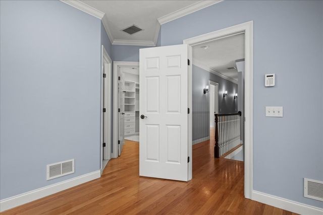 1 Thistle Hill Ln, Westborough, MA 01581