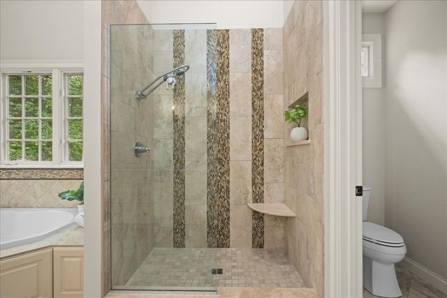 1 Thistle Hill Ln, Westborough, MA 01581