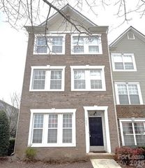 7023 Brighton Park Drive, Mint Hill, NC 28227