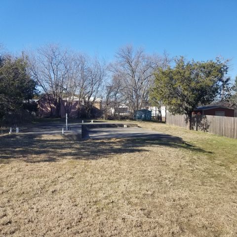 2206 Beverly Drive, Granbury, TX 76048