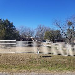 2206 Beverly Drive, Granbury, TX 76048