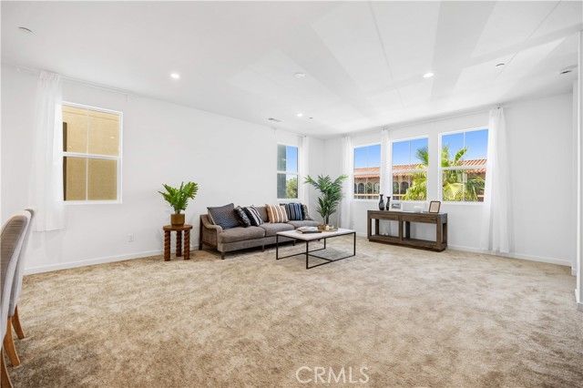 119 jessup, Tustin, CA 92780