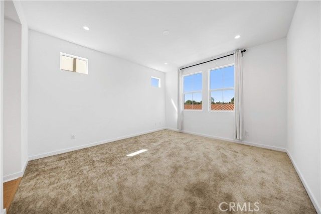 119 jessup, Tustin, CA 92780