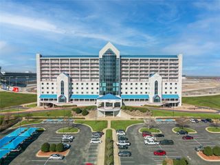 3575 Lone Star Circle 909, Fort Worth, TX 76177
