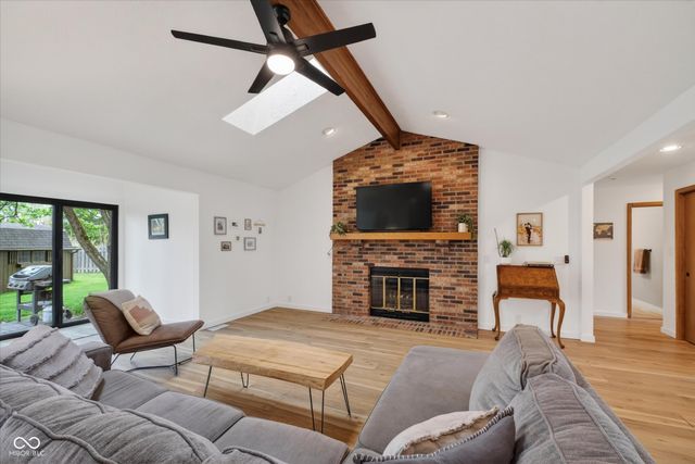 5021 Tudor Circle, Carmel, IN 46033