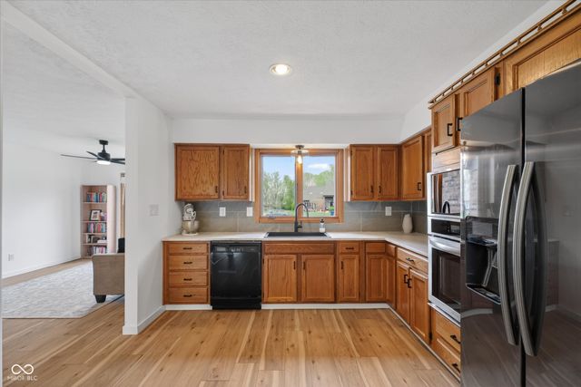 5021 Tudor Circle, Carmel, IN 46033