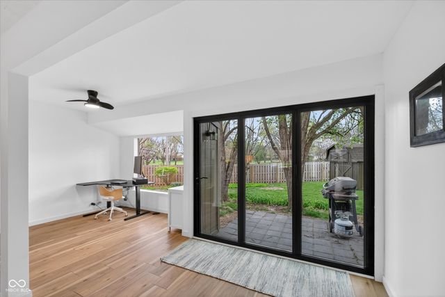 5021 Tudor Circle, Carmel, IN 46033