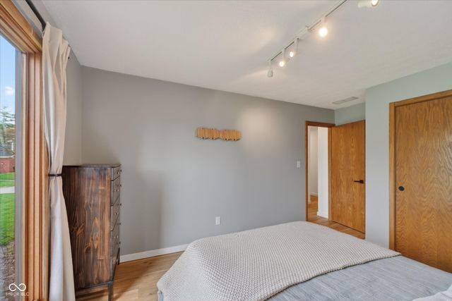 5021 Tudor Circle, Carmel, IN 46033
