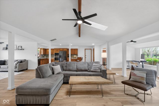 5021 Tudor Circle, Carmel, IN 46033