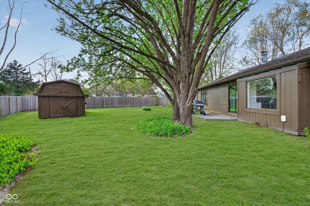 5021 Tudor Circle, Carmel, IN 46033