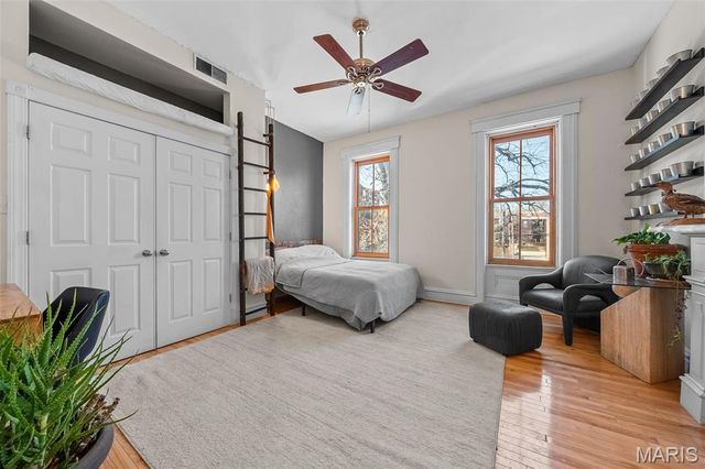 2316 S 9th Street, St Louis, MO 63104