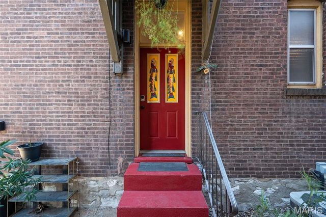 2316 S 9th Street, St Louis, MO 63104