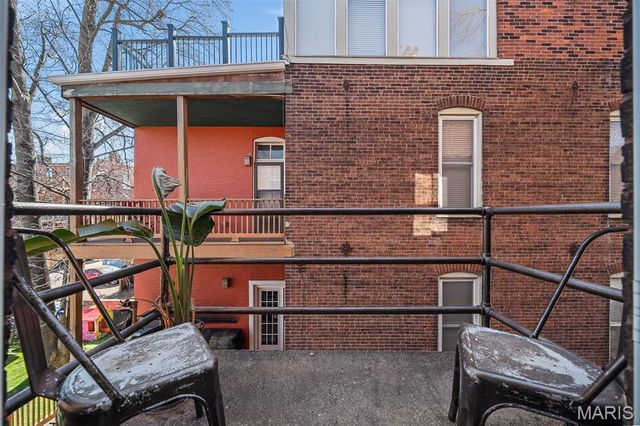 2316 S 9th Street, St Louis, MO 63104