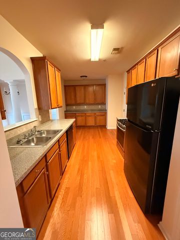 981 BROWNSTONE Lane 17, Marietta, GA 30008