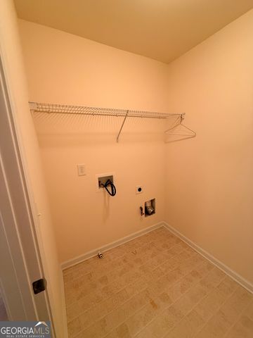 981 BROWNSTONE Lane 17, Marietta, GA 30008