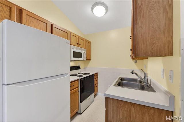 3116 Denmark Drive, Bridgeton, MO 63044