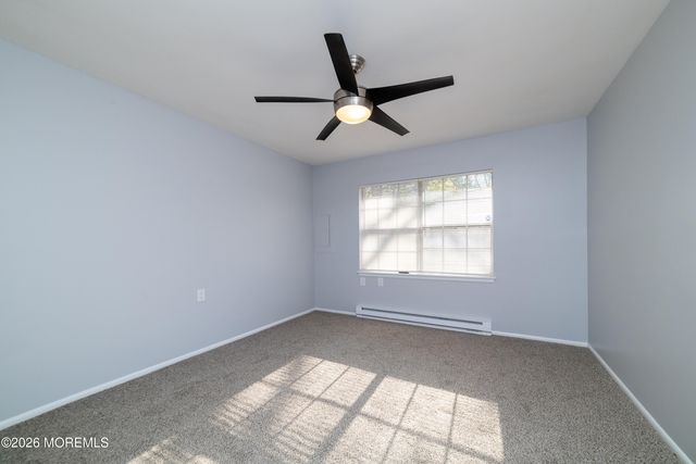 139B Farrington Court, Lakewood, NJ 08701
