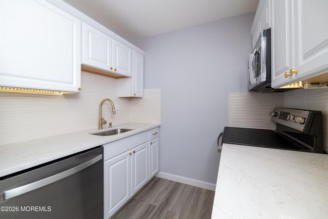 139B Farrington Court, Lakewood, NJ 08701
