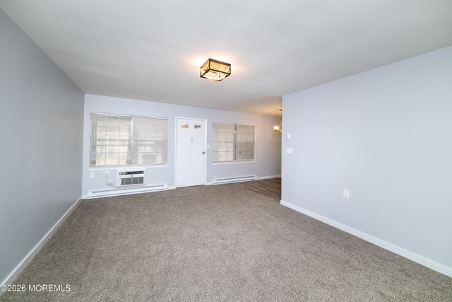 139B Farrington Court, Lakewood, NJ 08701